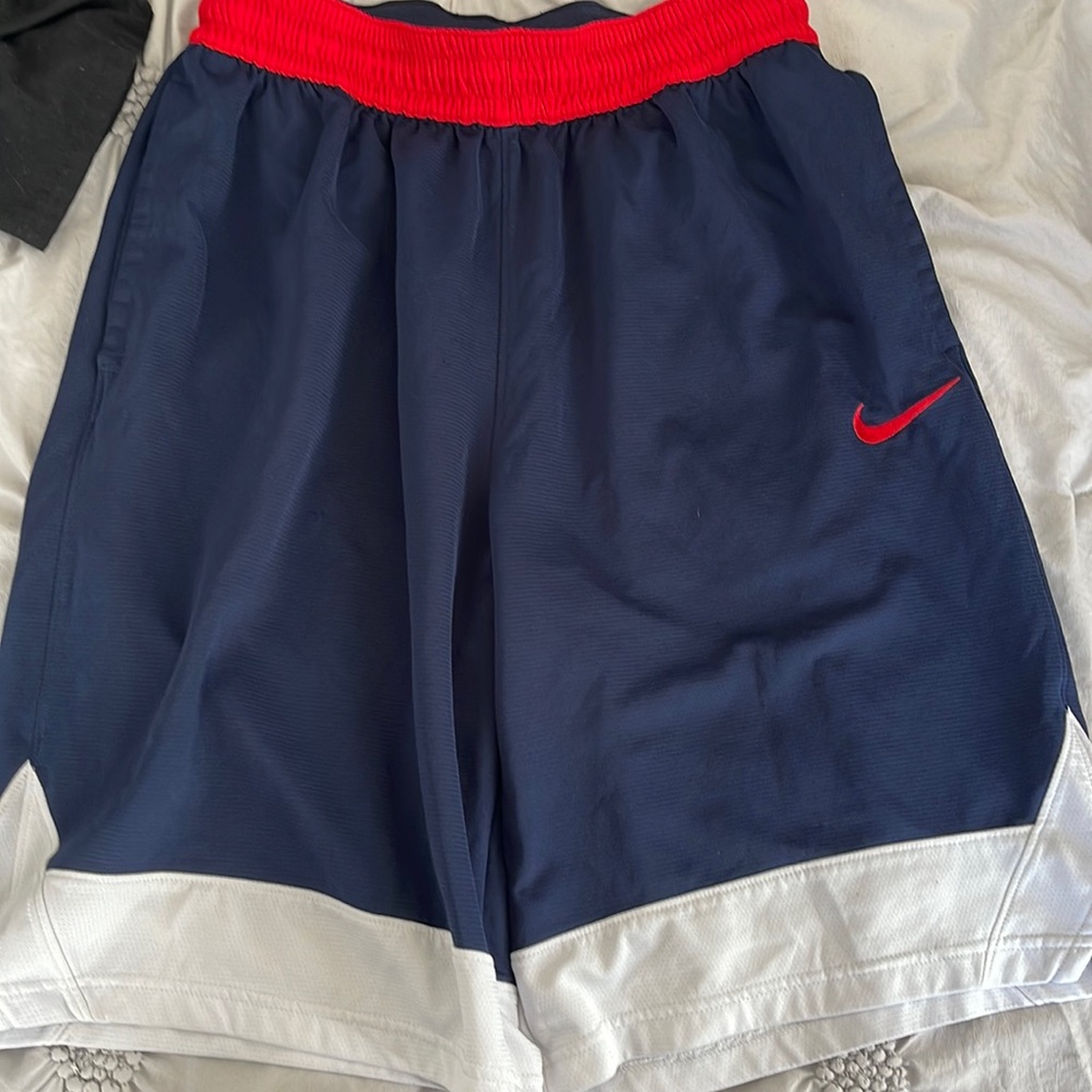 Mens Nike basketball shorts